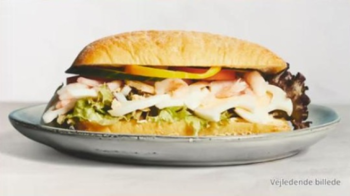 SANDWICH MED ÆG OG REJER