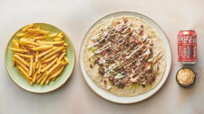 HJEMMELAVET DURUMRULLE MENU
